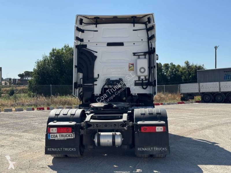 Tractor Renault