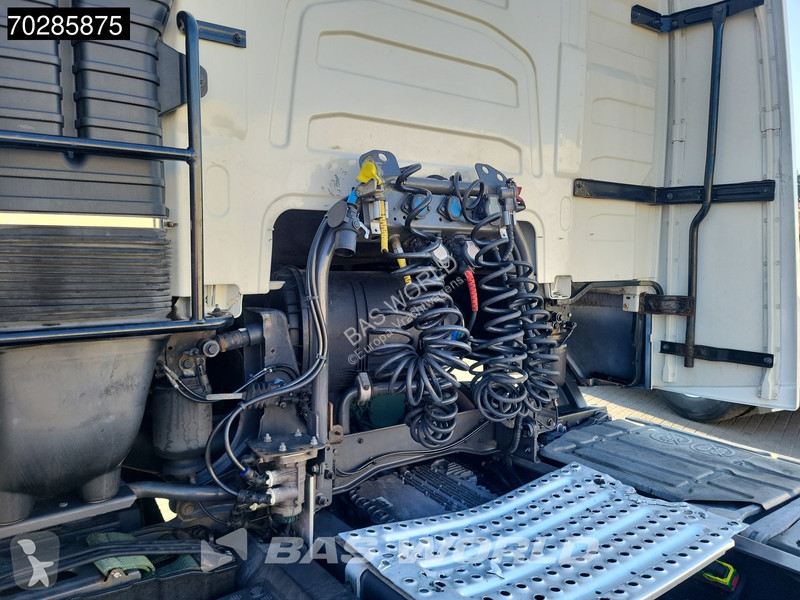 Traktor Volvo 500  4X2 XL 2xTanks VEB+ Xenon...