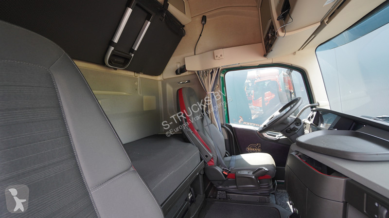 Traktor Volvo 500 6X2 EURO 6 GLOBETROTTER