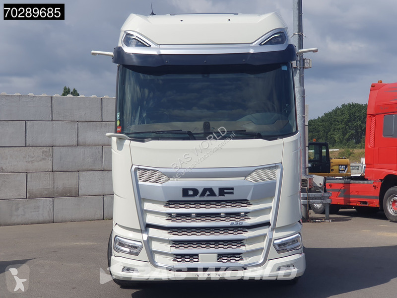 Tahač DAF + 530 4X2 Retarder 2x Tanks Leather...