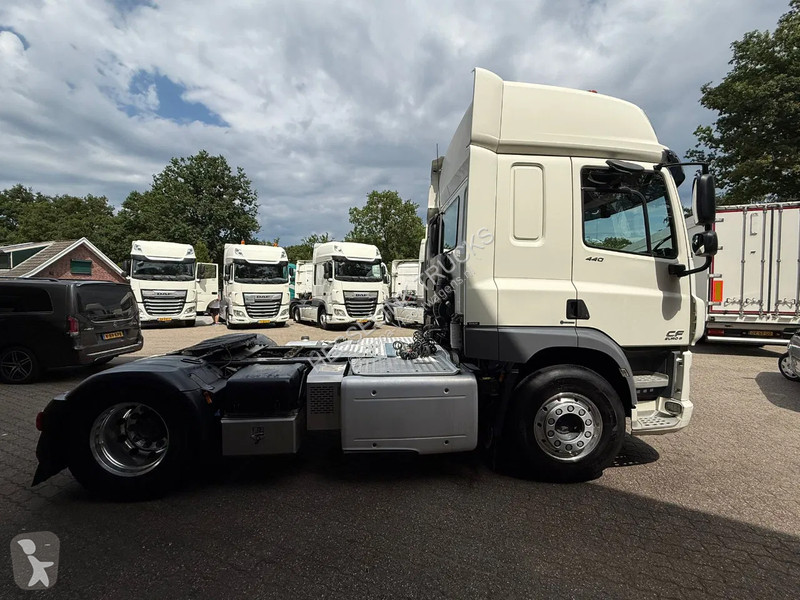 Traktor DAF 440 4X2 Space Cab Side skirts ACC...