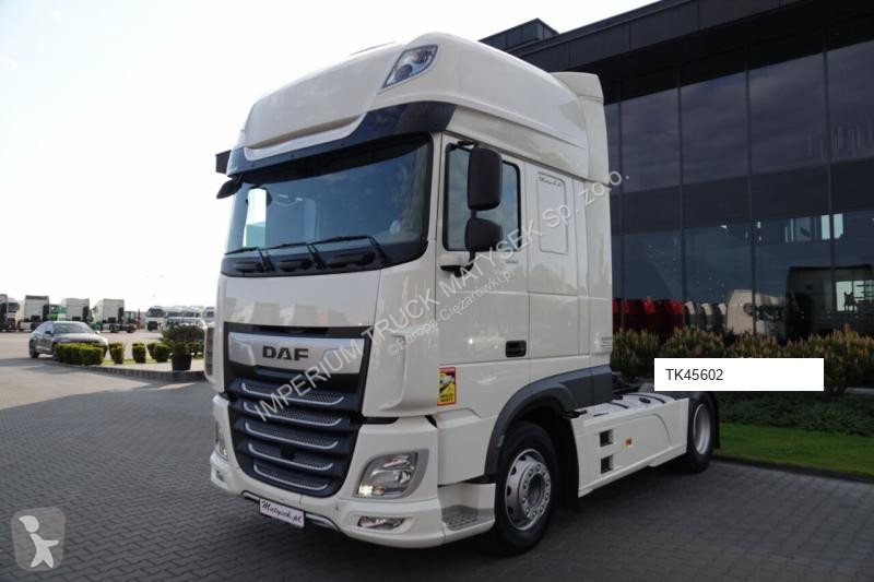 Traktor DAF XF 530
