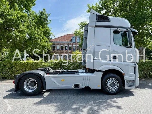 Traktor Mercedes 1851 BigSpace / Euro6