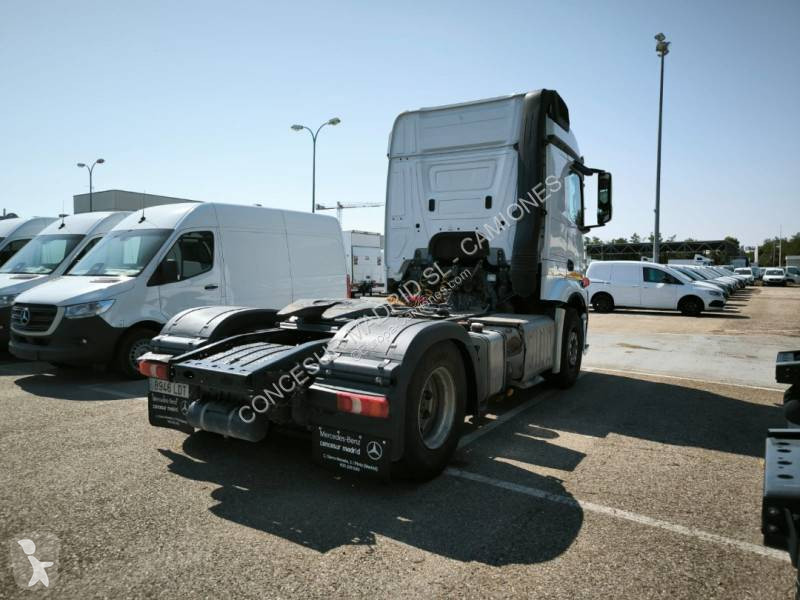 Traktor Mercedes