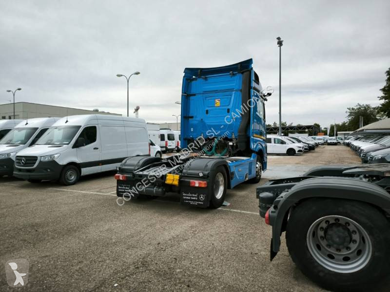 Traktor Mercedes