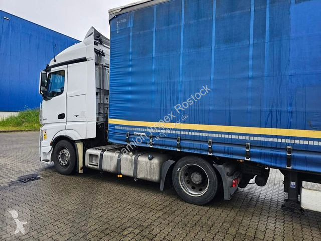 Traktor Mercedes 1843 LL mit Hubsattelkupplung...