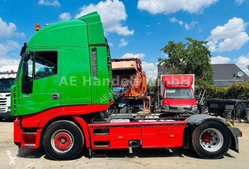 Tractor Iveco 560