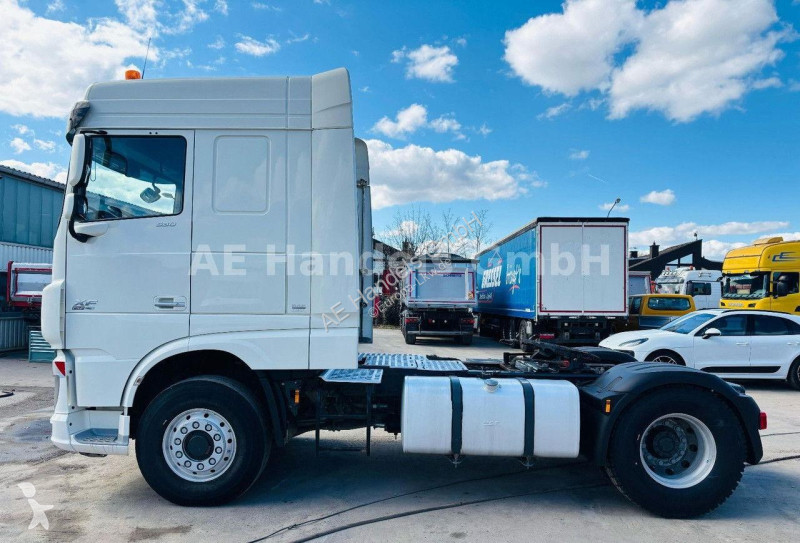 Tahač DAF XF 530
