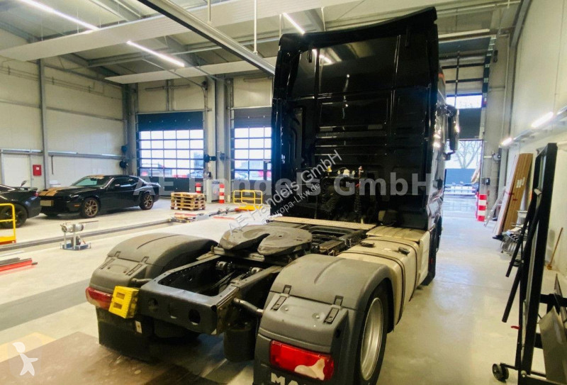 Traktor MAN TGX 18.440