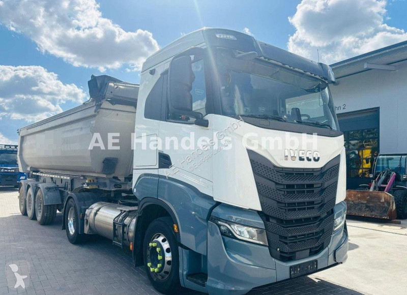 Traktor Iveco S-WAY 460