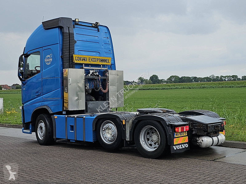 Cap tractor Volvo FH