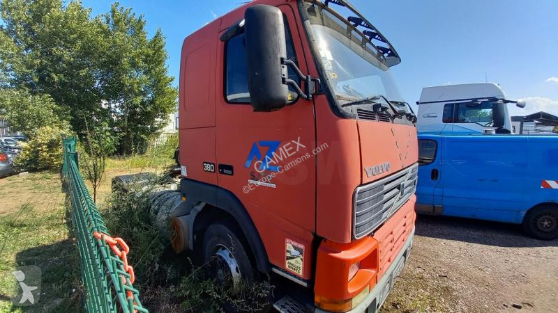 Tracteur Volvo 380