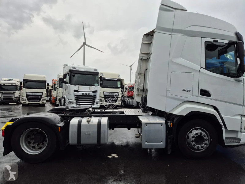 Trekker DAF 480 FT NGD , different location :...
