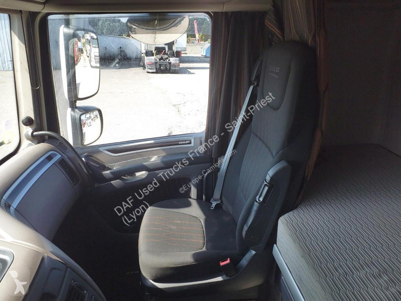 Traktor DAF 530 FT 4X2