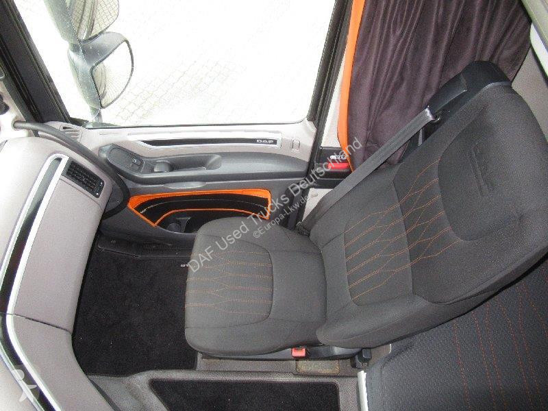 Traktor DAF 530 FT 4X2