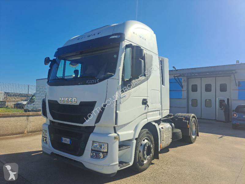 Traktor Iveco
