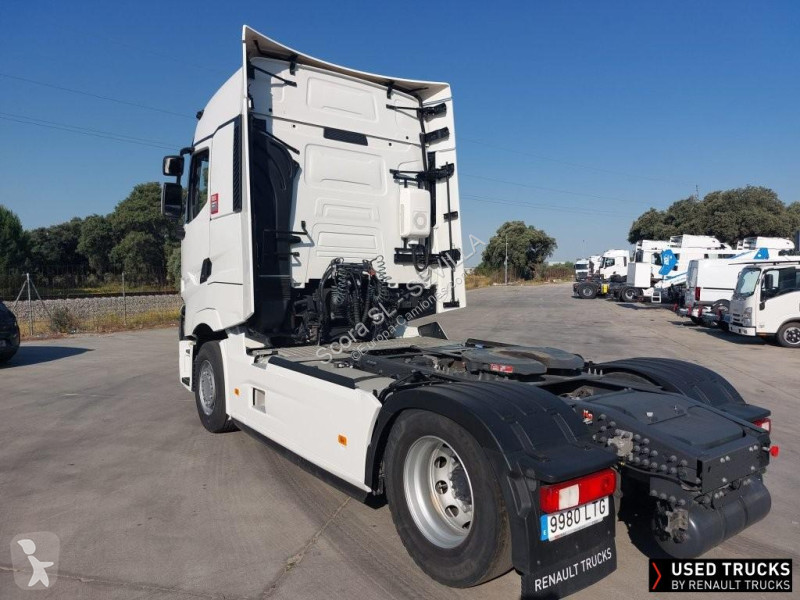 Traktor Renault