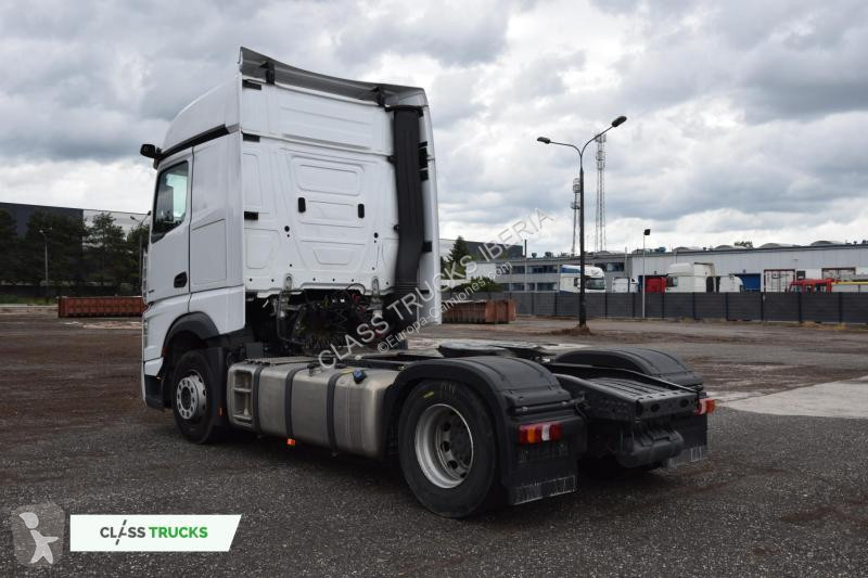 Traktor Mercedes 5 1845 BigSpace Max tanks