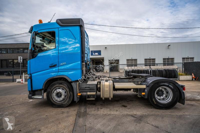 Tahač Volvo 420 +KIPHYDR - 266 555 KM