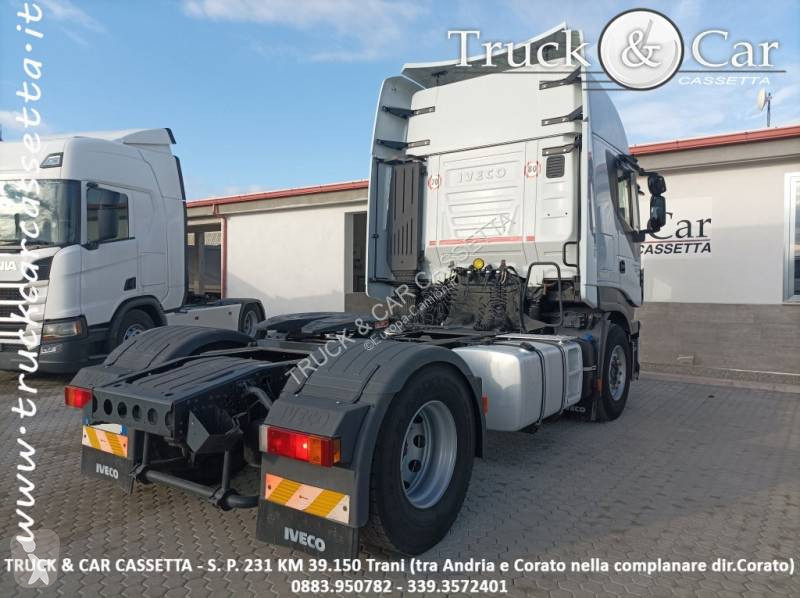 Traktor Iveco