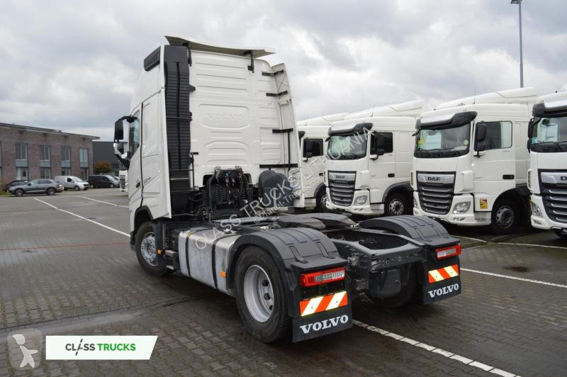 Tractor Volvo 500 Globetrotter XL