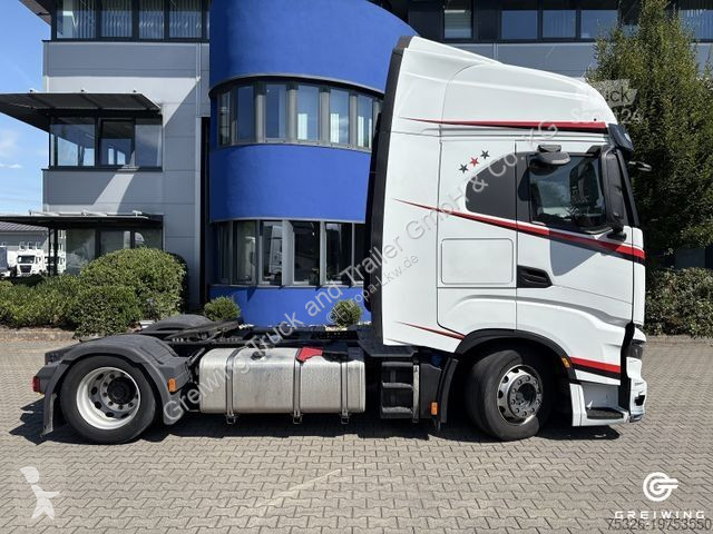 Traktor Iveco AS440S46T/FP LT