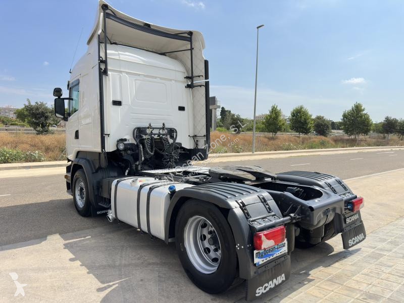 Traktor Scania 410