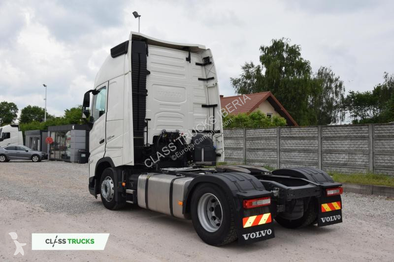 Traktor Volvo 500 Globetrotter XL