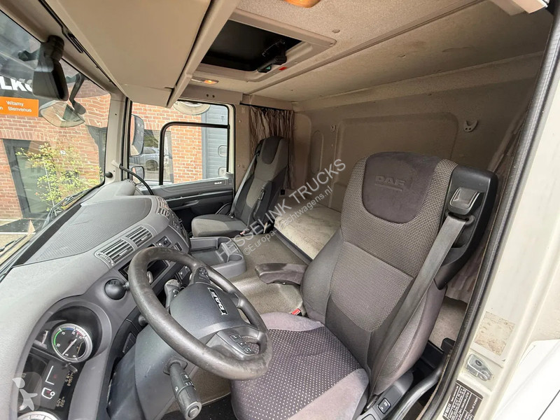 Traktor DAF 290 4x2 Dag cabine 649.535 KM Airco...