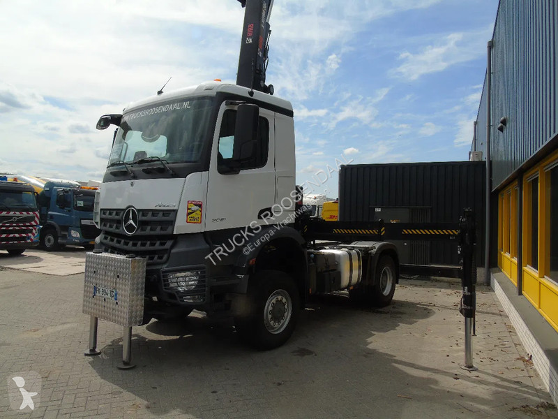 Traktor Mercedes 2051 + 4X4 + HIAB 302 E6 / JIB...