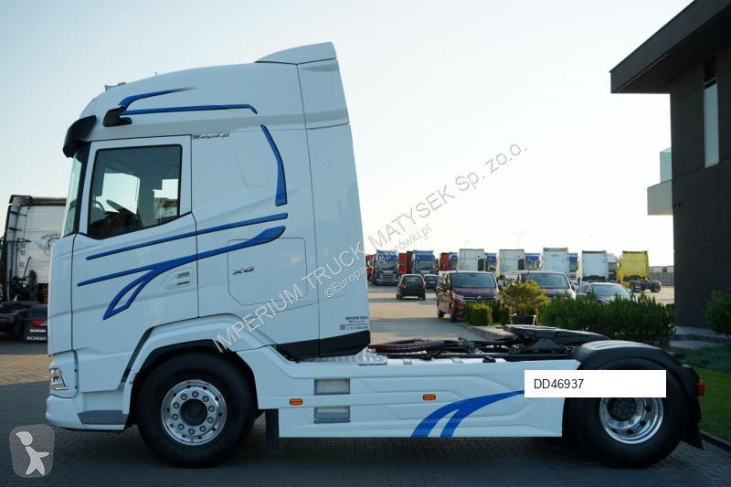 Tahač DAF XG 530