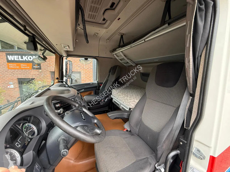 Traktor DAF 440  440 FT Space Cab Special...