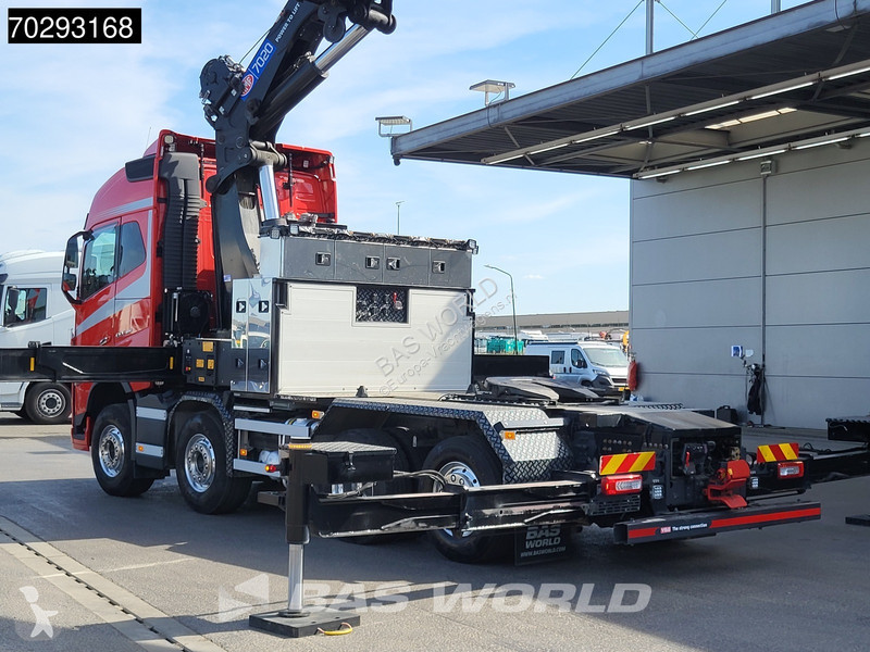 Tahač Volvo 650 8X2 HMF 7020K-RCS Crane +...