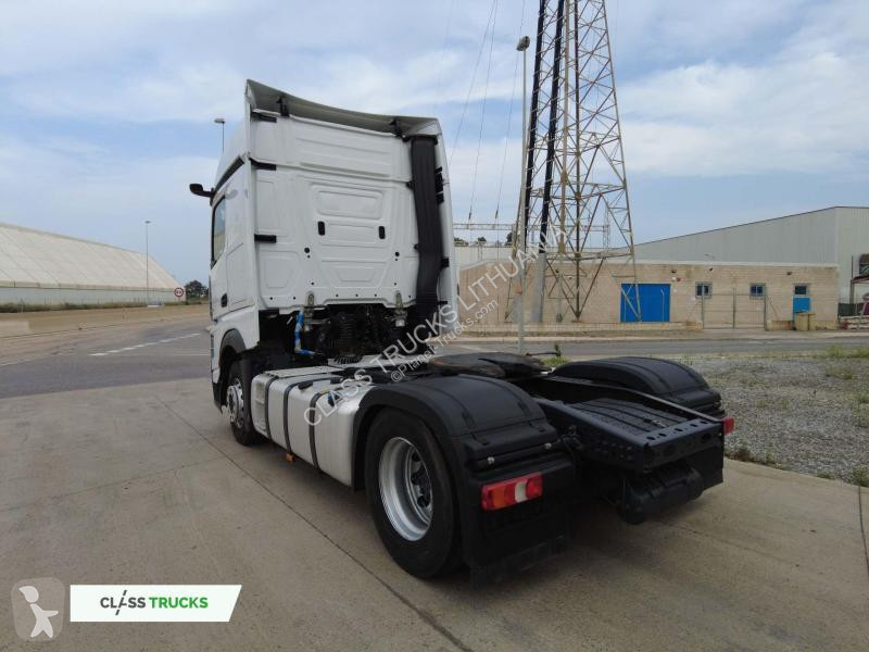 Tahač Mercedes 5 1845 BigSpace, Max tanks