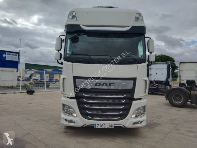 Tracteur DAF