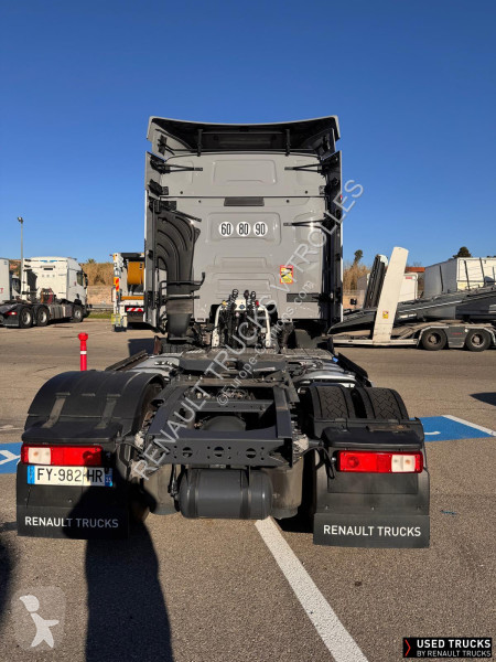 Traktor Renault