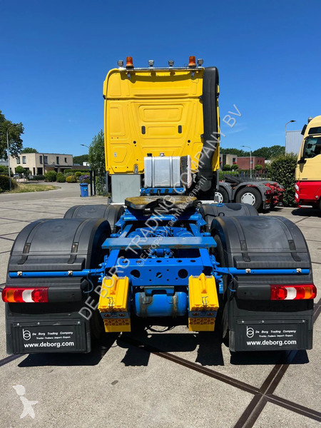 Traktor Mercedes 2663 6x4