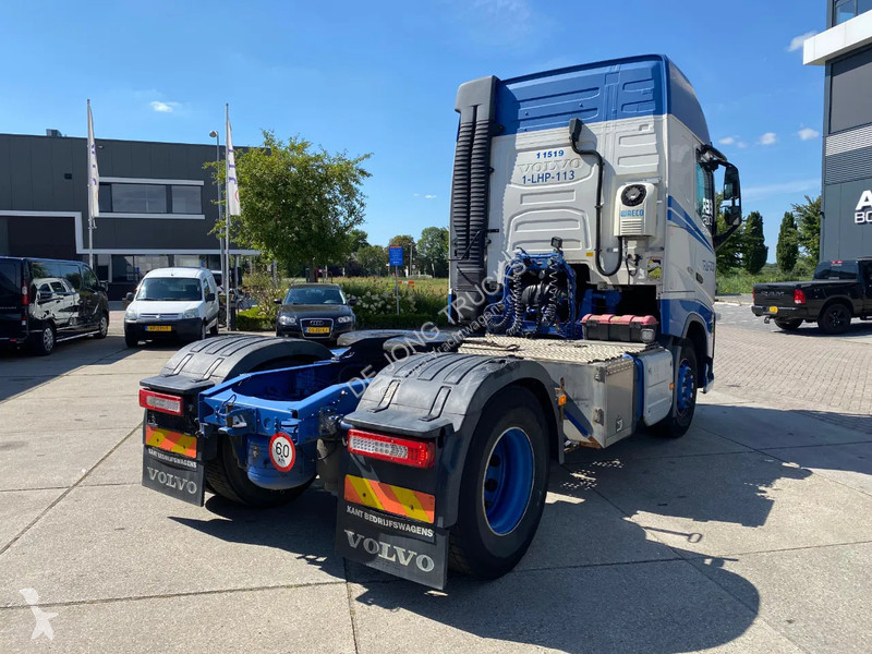 Tahač Volvo 13420 Globetrotter / ADR + PTO /...