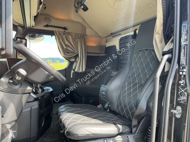 Traktor Mercedes 1853 4x2 Gigaspace / Sitzecke...