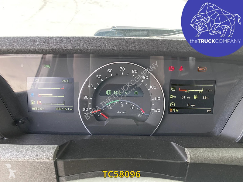 Traktor Volvo 500