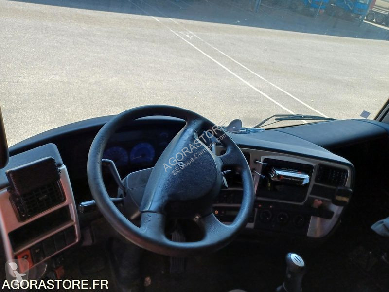 Tracteur Renault AE390