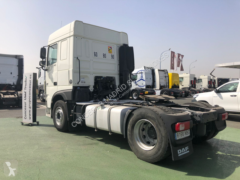Traktor DAF  460