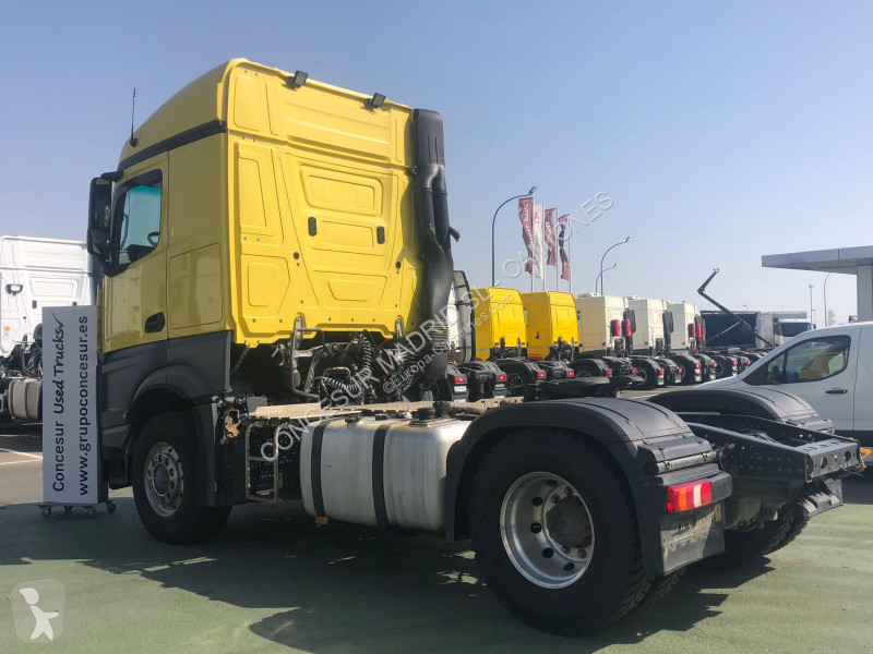 Traktor Mercedes  1846 LS + HAD