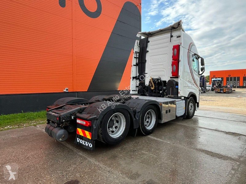 Tahač Volvo 500 6x2 GLOBE XL / RETARDER /...