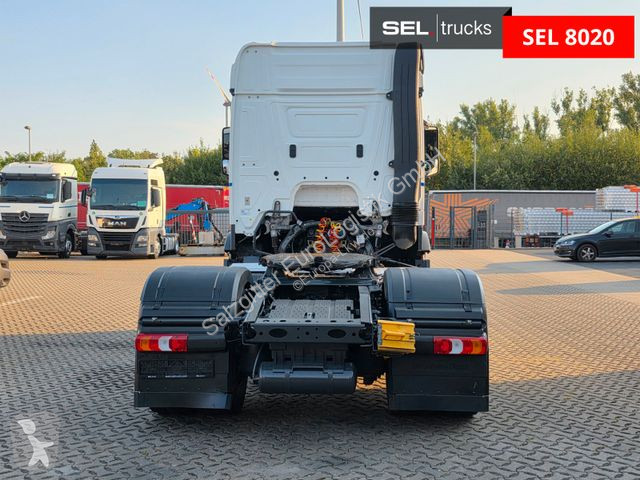 Traktor Mercedes 1843