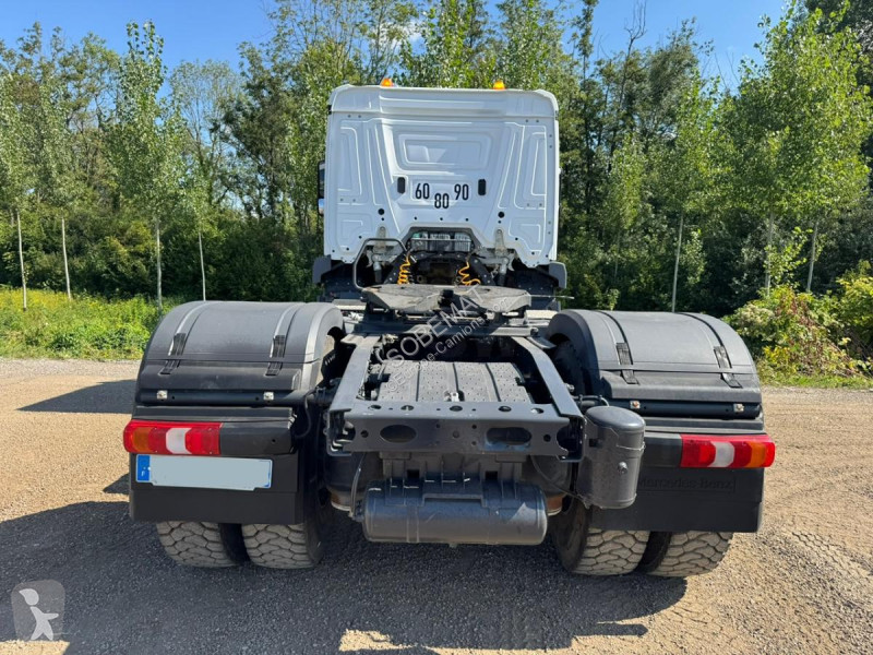 Tracteur Mercedes 2046