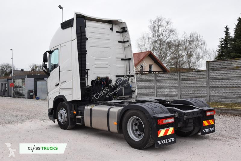 Traktor Volvo 500 Globetrotter XL