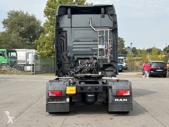 Traktor MAN...