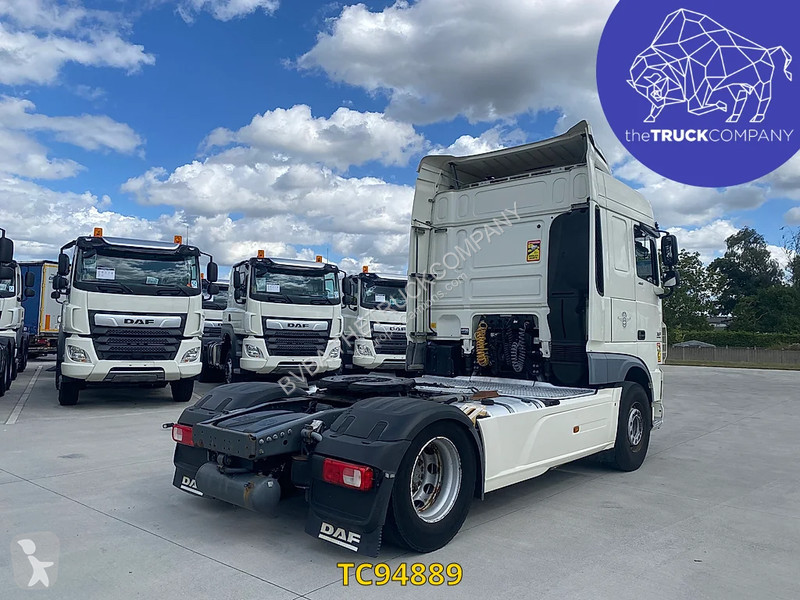 Traktor DAF 460
