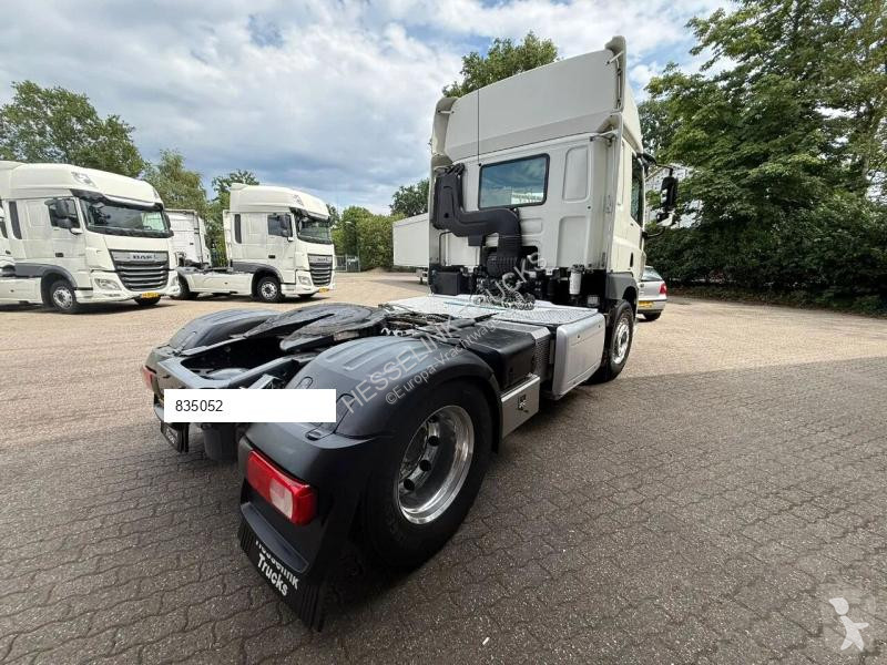 Traktor DAF CF 440 4X2 Space Cab Side skirts...
